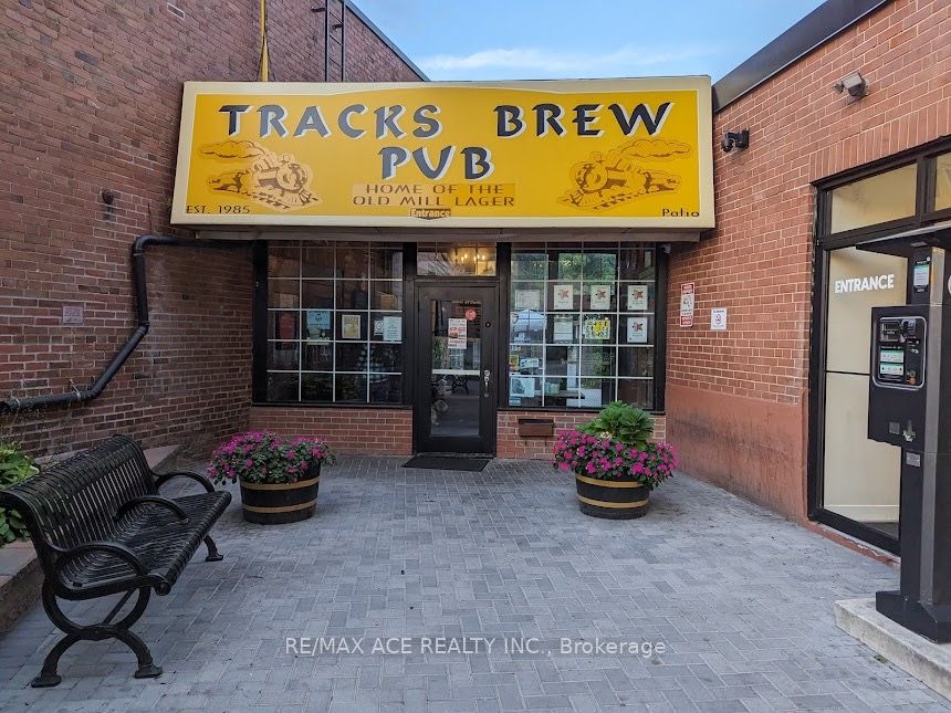 60 Queen Street E, Brampton, ON L6V 1A9