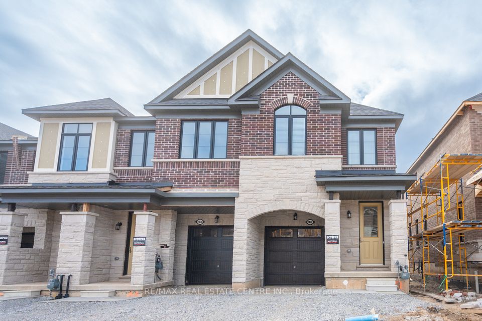 Att/Row/Townhouse at 1426 Almonte Drive, Burlington, ON L7P 0V8, Burlington