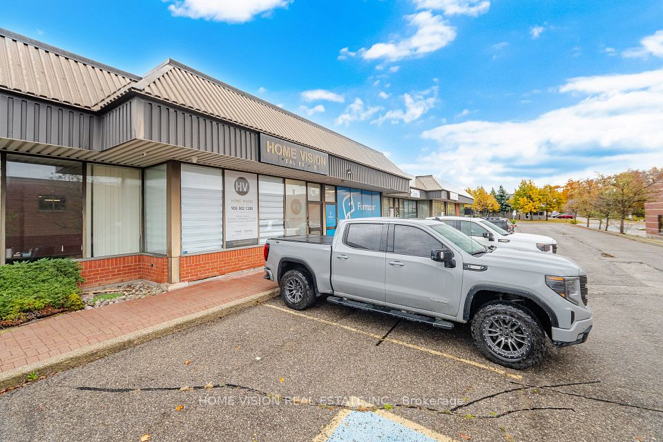 315 Traders Boulevard E 11, Mississauga, ON L4Z 3E4