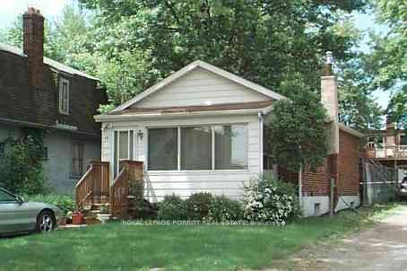86 Ash Crescent, Toronto, ON M8W 1E6 at 86 Ash Crescent, Toronto, ON M8W 1E6, Toronto W06, ON, M8W 1E6