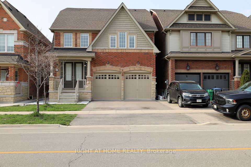 Detached at 95 Bonnieglen Farm Boulevard, Caledon, ON L7C 4B7, Caledon