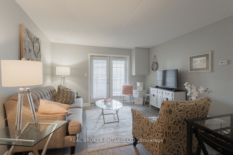 2040 Cleaver Avenue 218, Burlington, ON L7M 4C4 at 2040 Cleaver Avenue 218, Burlington, ON L7M 4C4, Burlington, ON, L7M 4C4