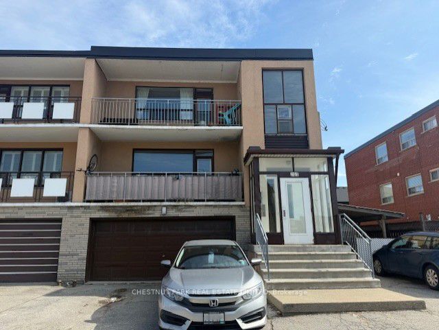 757 Lawrence Avenue W, Toronto, ON M6A 1B7 at 757 Lawrence Avenue W, Toronto, ON M6A 1B7, Toronto W04, ON, M6A 1B7
