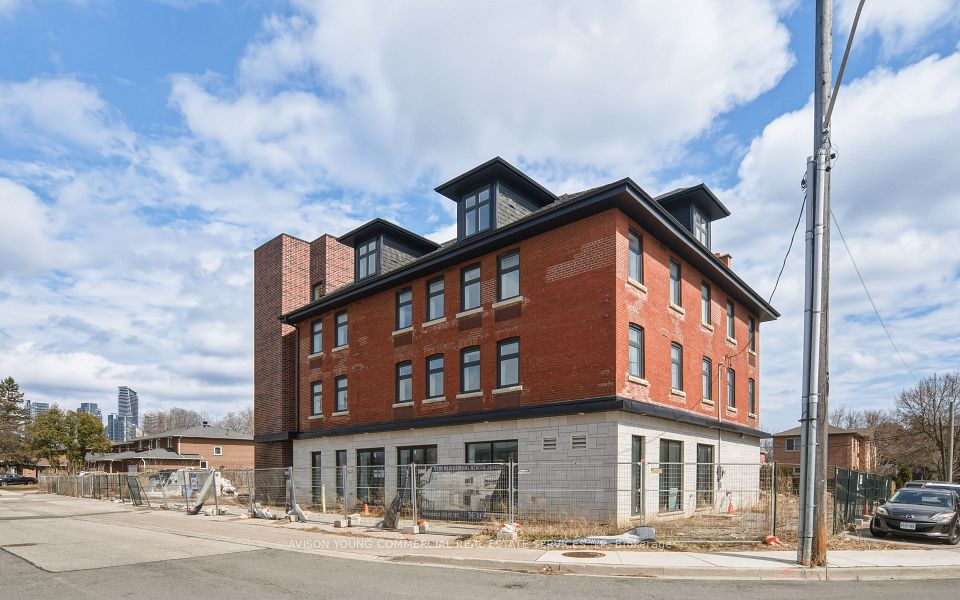 1 Blue Goose Street, Toronto W06, ON M8V 2R5