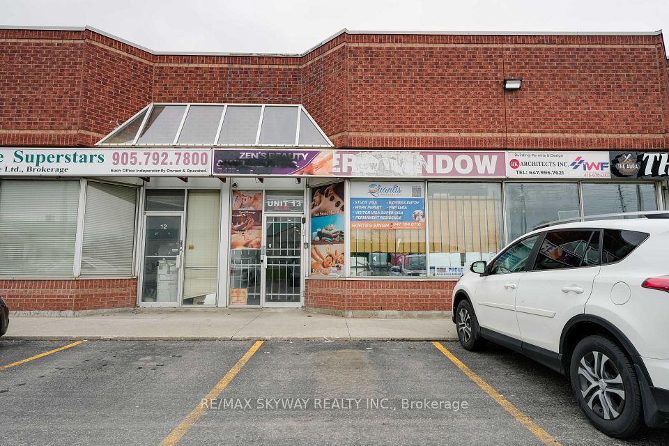 2565 Steeles Avenue E 13, Brampton, ON L6T 4L6