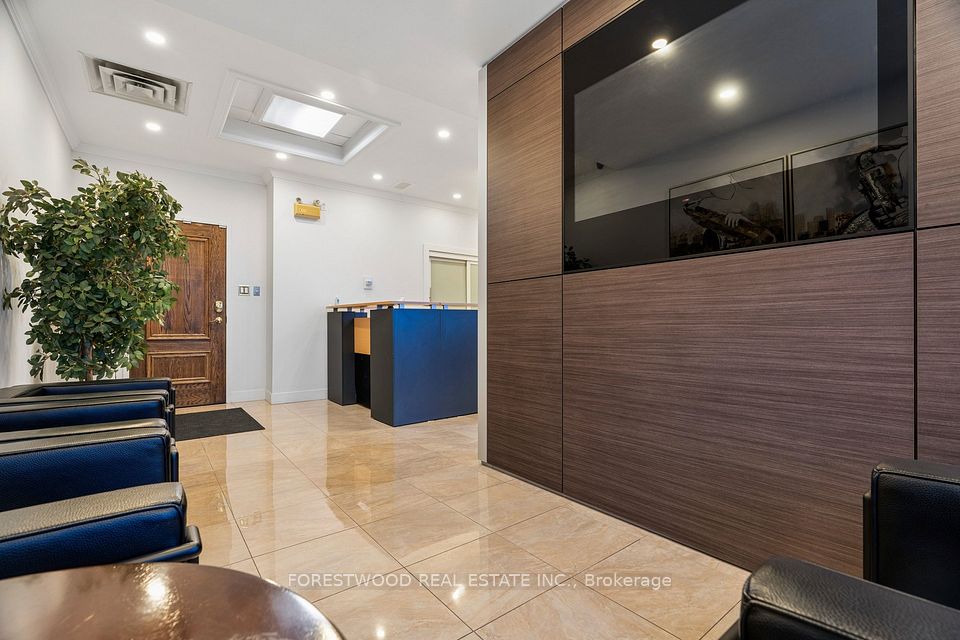 1280 Finch Avenue W 408 & 409, Toronto W05, ON M3J 3K6