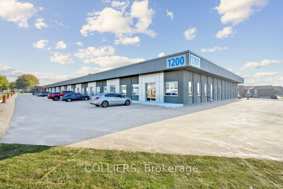 1200 Aimco Boulevard 8, Mississauga, ON L4W 1B2