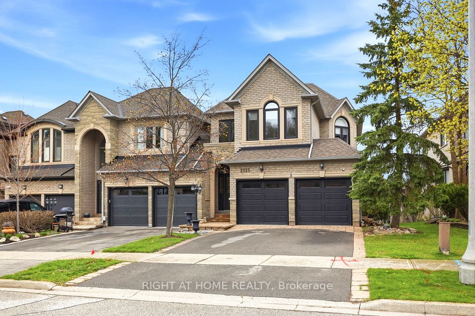 2121 Pinevalley Crescent, Oakville, ON L6H 6L7 at 2121 Pinevalley Crescent, Oakville, ON L6H 6L7, Oakville, ON, L6H 6L7
