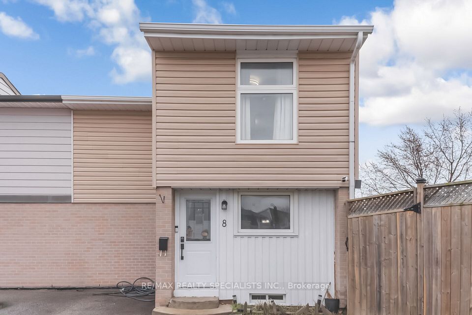 8 Grantbrook Court, Brampton, ON L6S 2K8 at 8 Grantbrook Court, Brampton, ON L6S 2K8, Brampton, ON, L6S 2K8