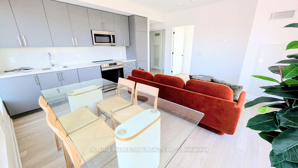 2450 Old Bronte Road 733, Oakville, ON L6M 5P6 at 2450 Old Bronte Road 733, Oakville, ON L6M 5P6, Oakville, ON, L6M 5P6