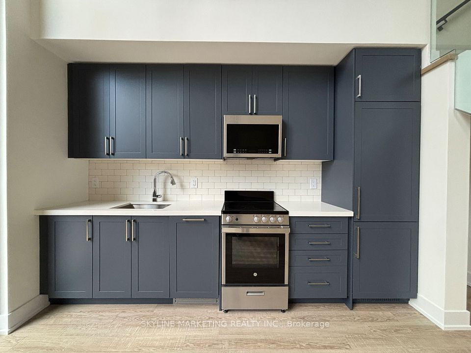 2450 Old Bronte Road 114, Oakville, ON L6M 5P6 at 2450 Old Bronte Road 114, Oakville, ON L6M 5P6, Oakville, ON, L6M 5P6