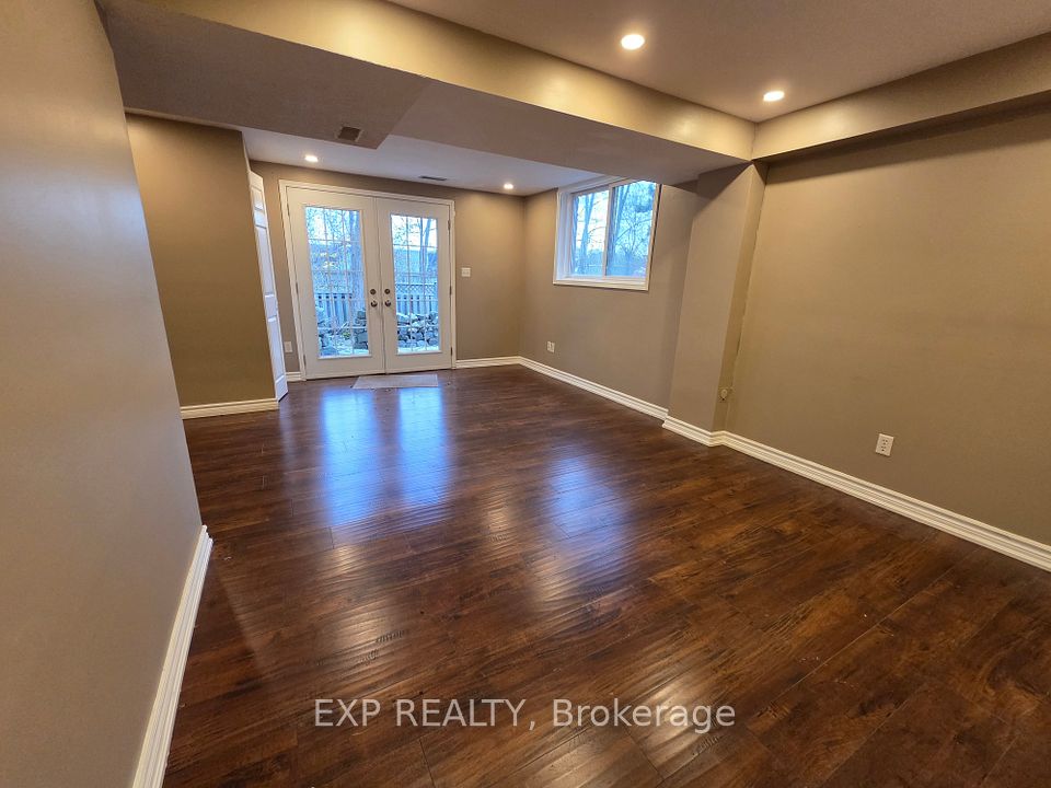 Detached at 696 Penny Lane Lower, Burlington, ON L7T 4J1, Burlington
