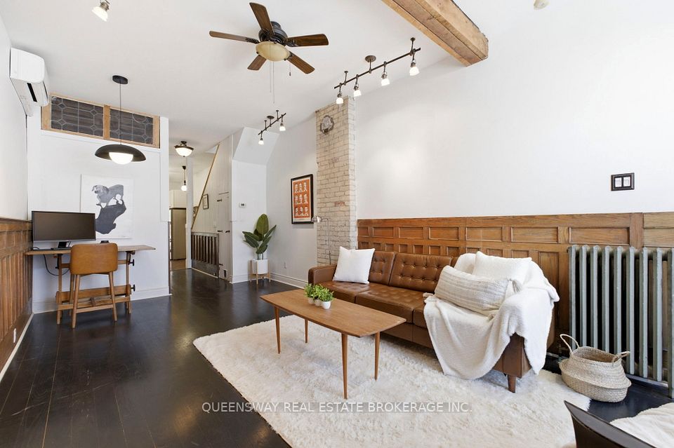 992 Dovercourt Road, Toronto W02, ON M6H 2X5