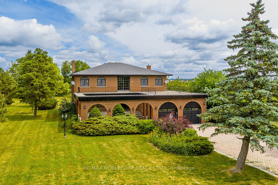 10201 Clarkway Drive, Brampton, ON L6P 0W3 at 10201 Clarkway Drive, Brampton, ON L6P 0W3, Brampton, ON, L6P 0W3