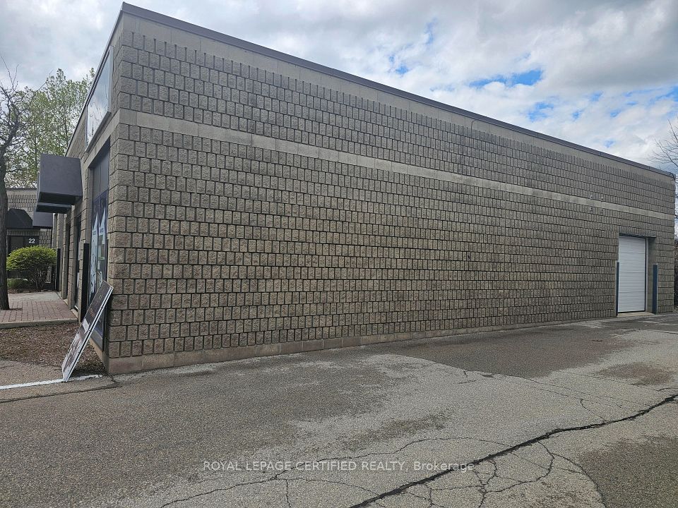 920 Brant Street 18, Burlington, ON L7R 4J1