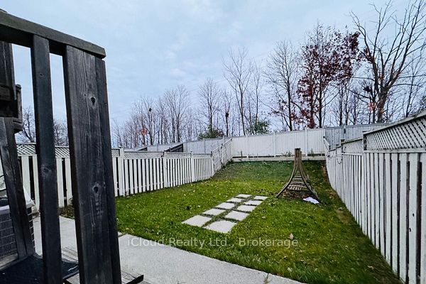 Att/Row/Townhouse at 3362 Angel Pass Drive, Mississauga, ON L5M 7K5, Mississauga