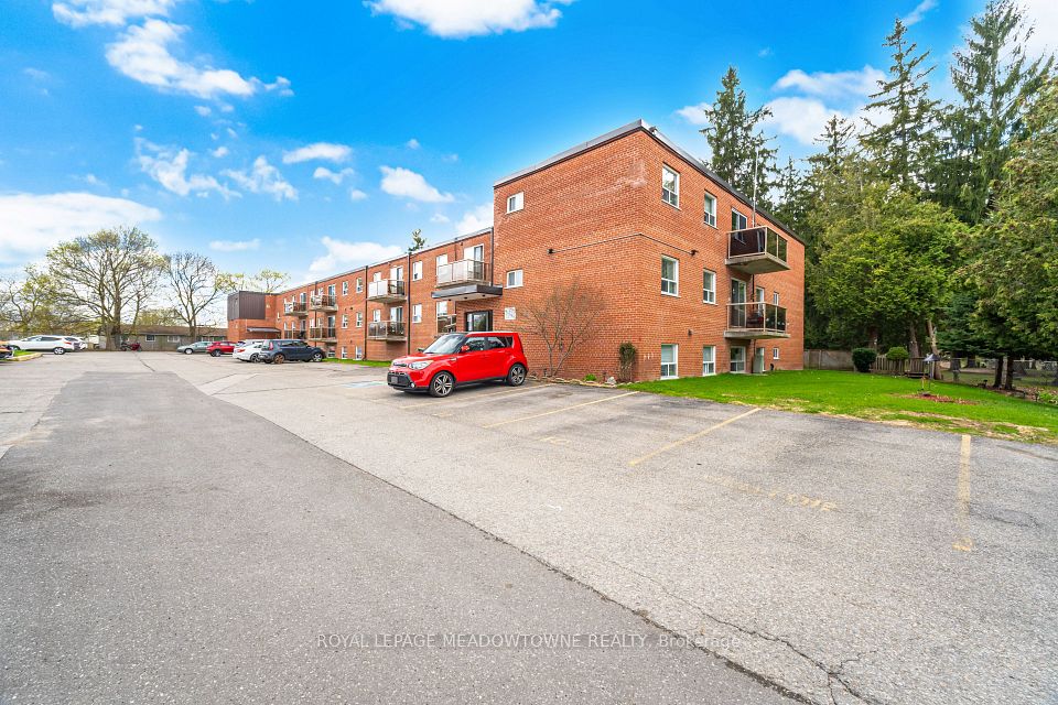 Condo Apartment at 24 Ransom Street 205, Halton Hills, ON L7J 1S3, Halton Hills