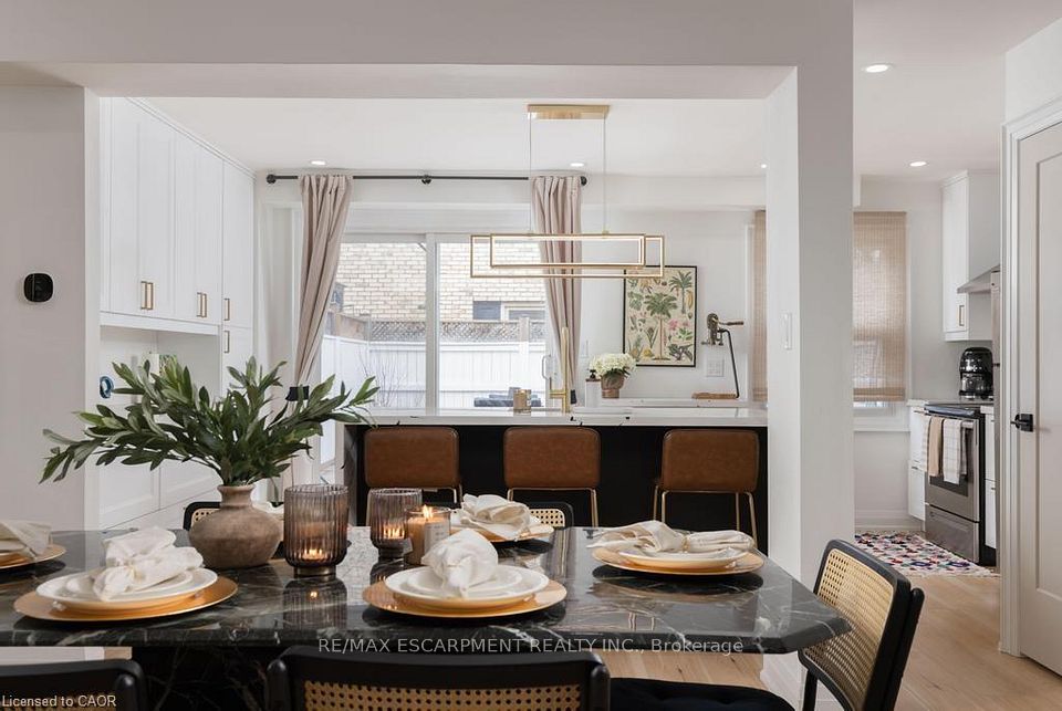 1422 GHENT Avenue E, Burlington, ON L7S 1W8 at 1422 GHENT Avenue E, Burlington, ON L7S 1W8, Burlington, ON, L7S 1W8