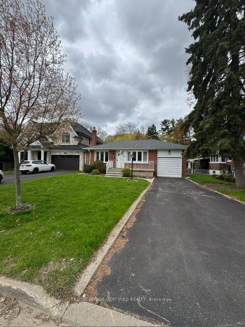 1540 Trotwood Avenue, Mississauga, ON L5G 3Z9 at 1540 Trotwood Avenue, Mississauga, ON L5G 3Z9, Mississauga, ON, L5G 3Z9