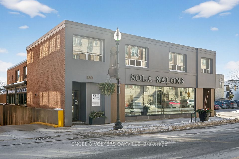 260 Church Street 207, Oakville, ON L6J 1N6
