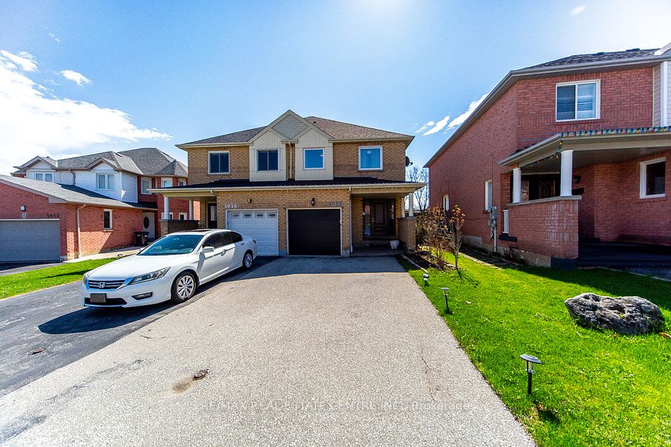 Semi-Detached  at 3038 Pendleton Road, Mississauga, ON L5N 7C5, Mississauga