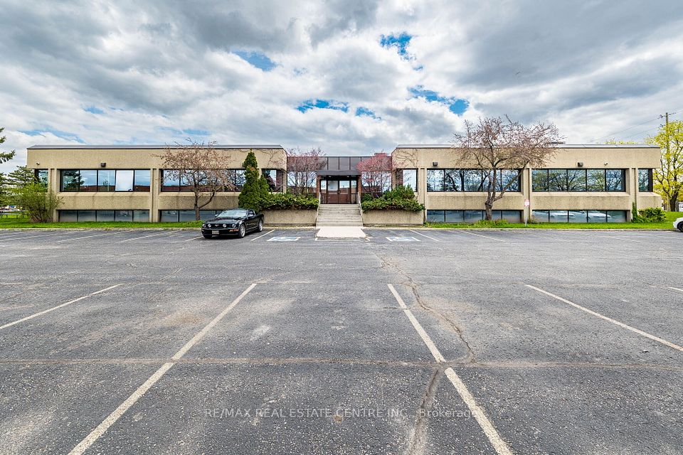 220 Advance Boulevard, Brampton, ON L6T 4J5