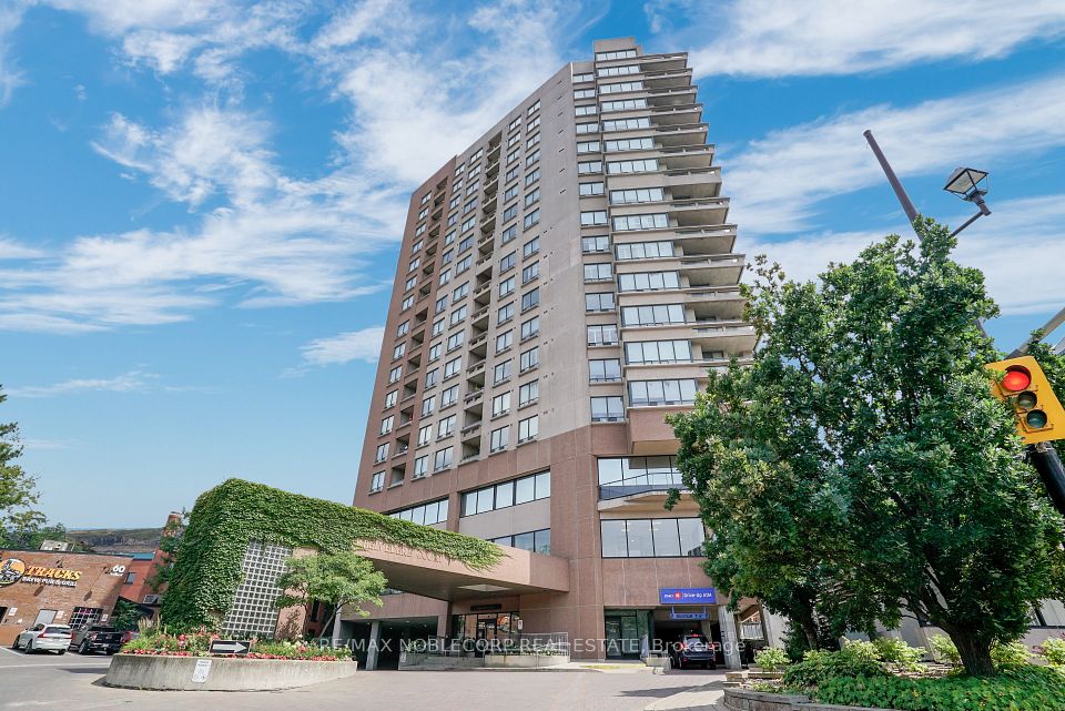 Condo Apartment at 1 Belvedere Court 709, Brampton, ON L6V 4M6, Brampton