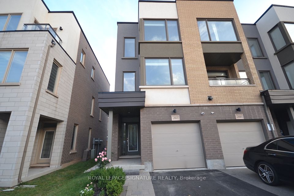 Att/Row/Townhouse at 202 Huguenot Road, Oakville, ON L6H 0L4, Oakville