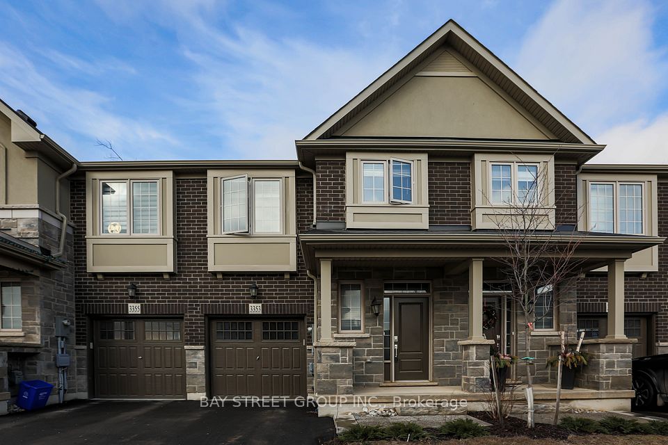 Att/Row/Townhouse at 3353 Mockingbird Common Drive, Oakville, ON L6H 7C2, Oakville