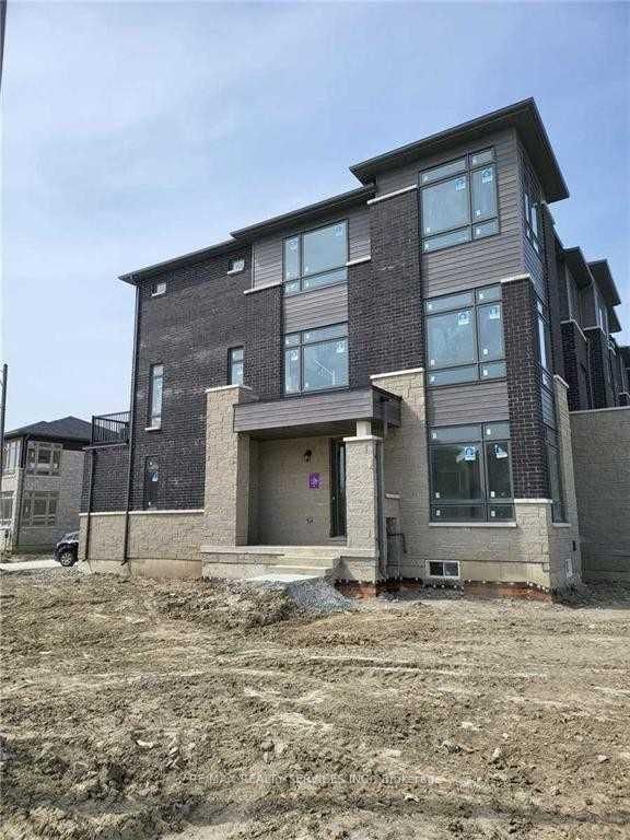 Att/Row/Townhouse at 625 Fogal (Upper) Road, Brampton, ON L6P 4P7, Brampton