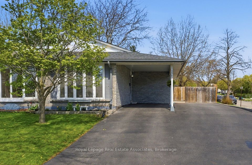 Semi-Detached at 2362 Greenbank Trail, Burlington, ON L7P 3S8, Burlington