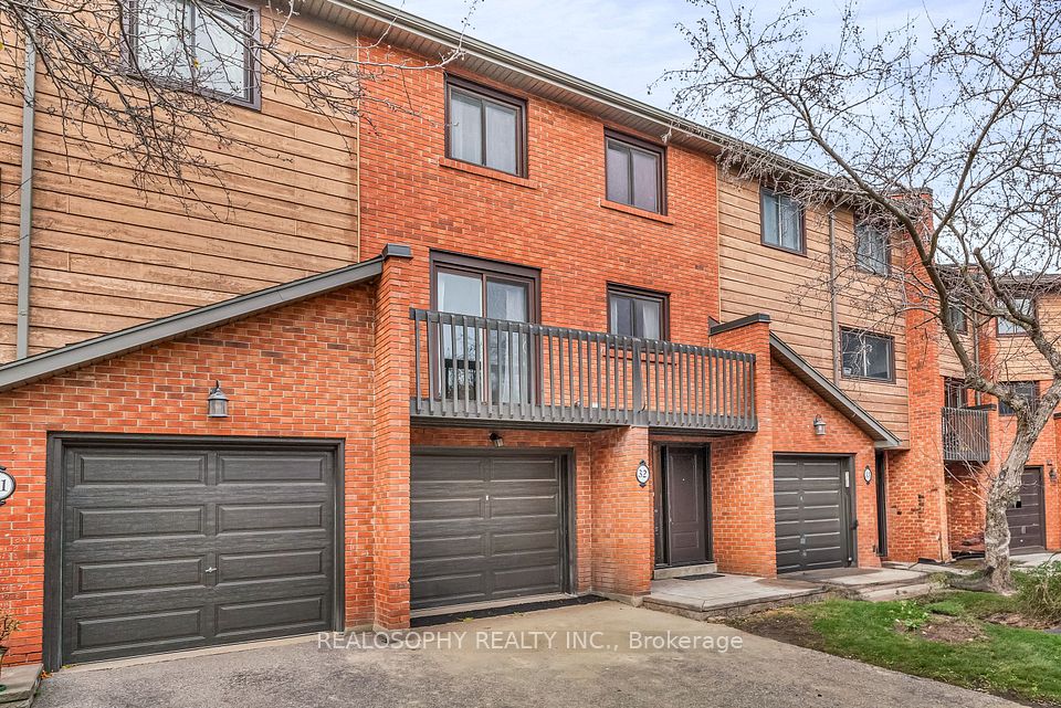 Att/Row/Townhouse at 4156 Fieldgate Drive 32, Mississauga, ON L4W 2N1, Mississauga
