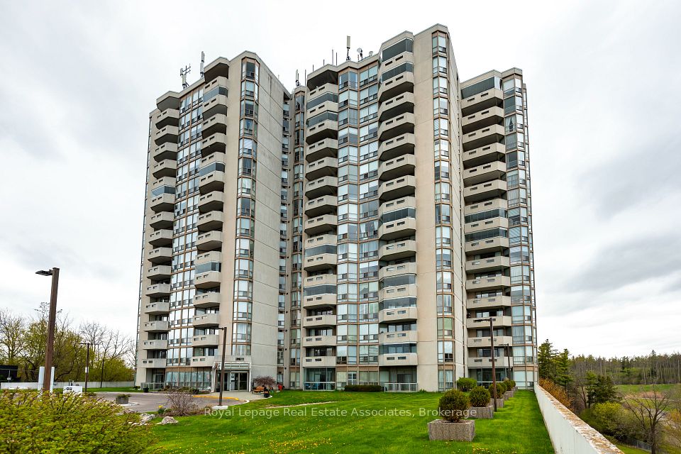 Condo Apartment at 20 Mcfarlane Drive 1402, Halton Hills, ON L7G 5J8, Halton Hills