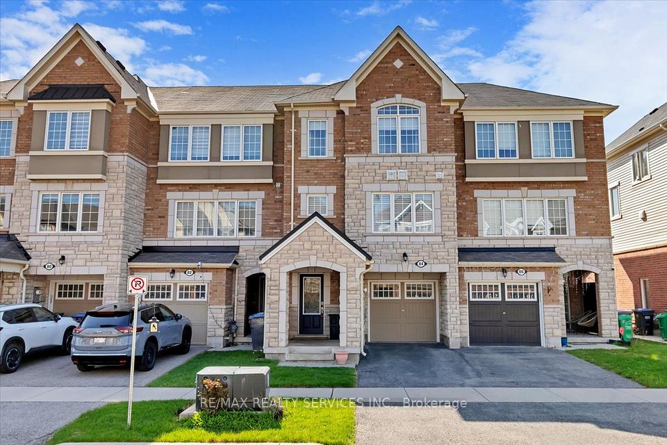 Att/Row/Townhouse at 84 Bannister Crescent, Brampton, ON L7A 0G2, Brampton