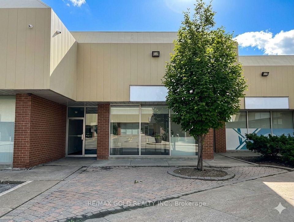2001 Albion Road 14, Toronto W10, ON M9W 6V6