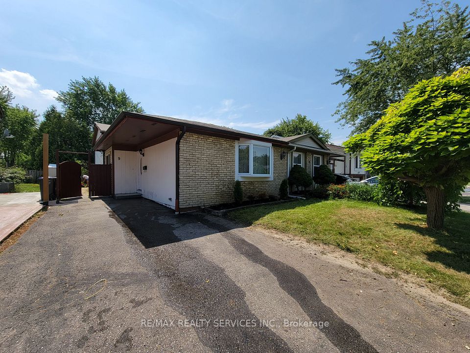 Semi-Detached  at 9 Bruce Beer Drive, Brampton, ON L6V 2W7, Brampton