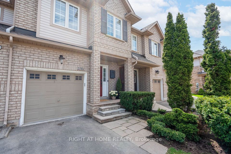 Att/Row/Townhouse at 2161 Forest Gate Park, Oakville, ON L6M 4B3, Oakville