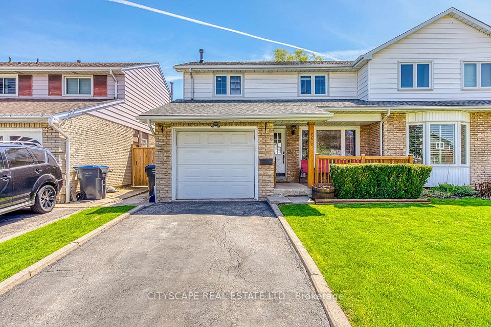 Semi-Detached  at 3272 Kings Masting Crescent, Mississauga, ON L5L 1G6, Mississauga