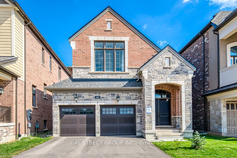 Detached at 366 Harold Dent Trail, Oakville, ON L6M 0N3, Oakville