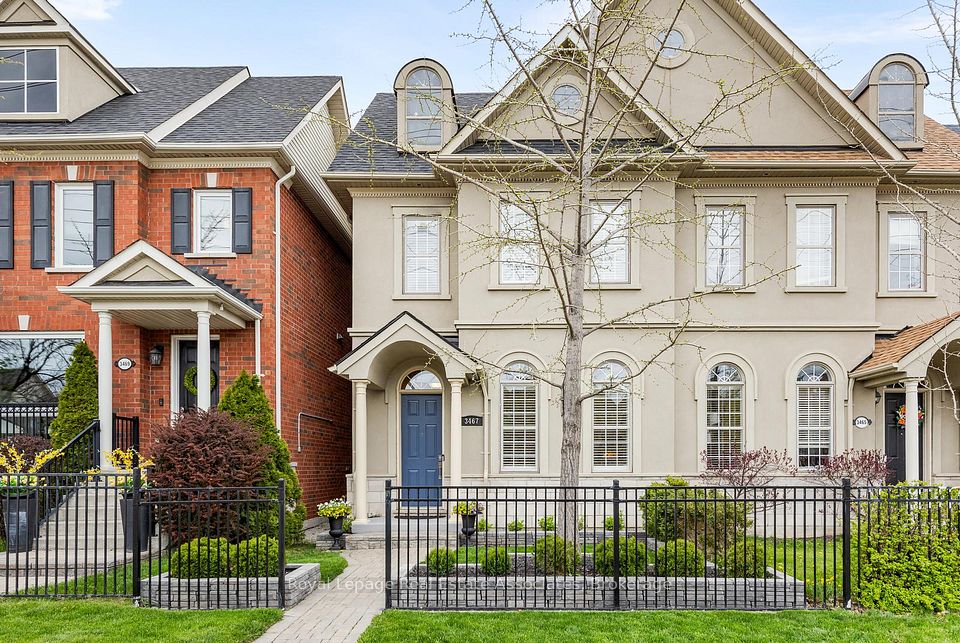Att/Row/Townhouse at 3467 Eglinton Avenue W, Mississauga, ON L5M 7T7, Mississauga