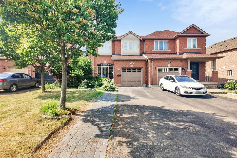Att/Row/Townhouse at 878 Delgado Drive, Mississauga, ON L5V 2S4, Mississauga