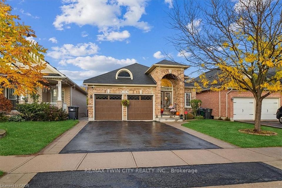 52 Mistycreek Crescent, Brampton, ON L7A 3E8 at 52 Mistycreek Crescent, Brampton, ON L7A 3E8, Brampton, ON, L7A 3E8