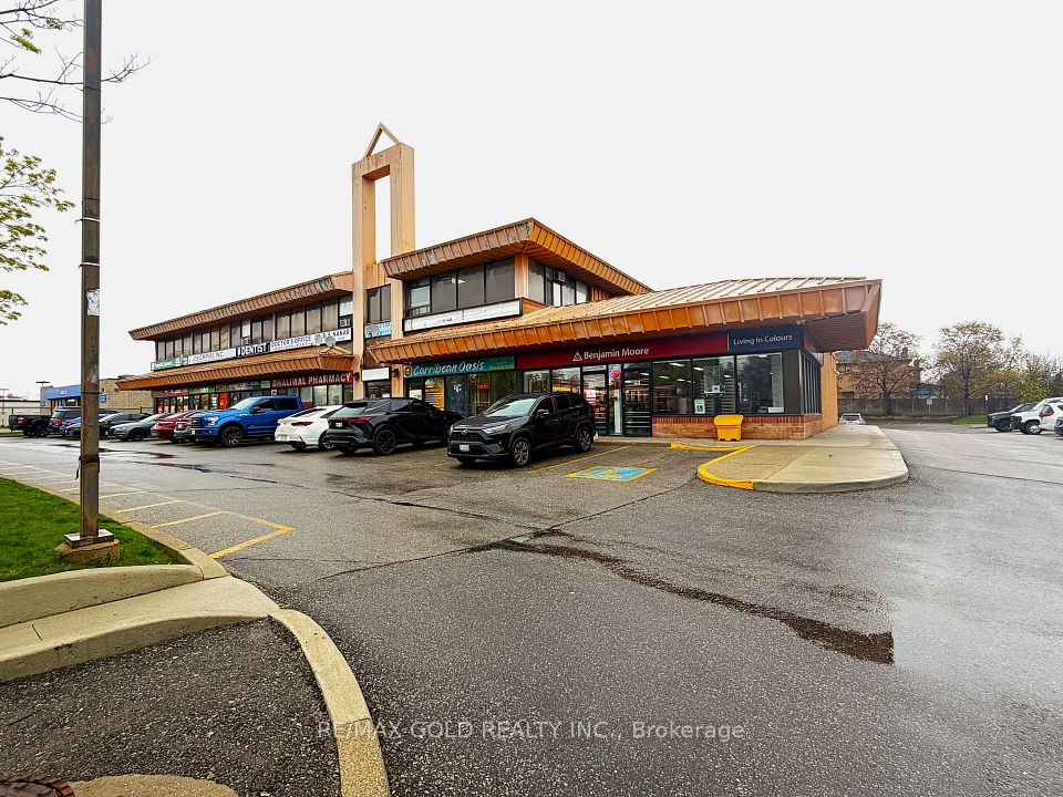 7125 Groreway Drive 209, Mississauga, ON L4T 4H3