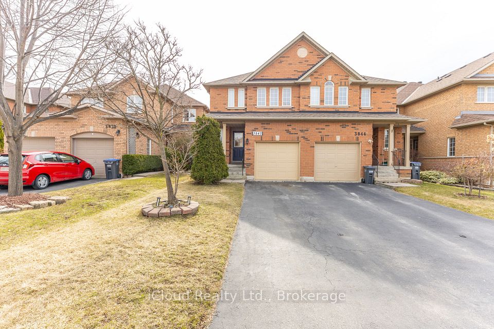 Semi-Detached  at 3842 Ridgepoint Way, Mississauga, ON L5N 7T9, Mississauga