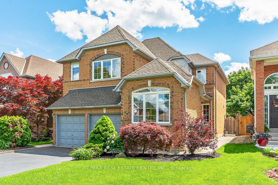 Detached at 7 Curry Crescent, Halton Hills, ON L7G 5L4, Halton Hills