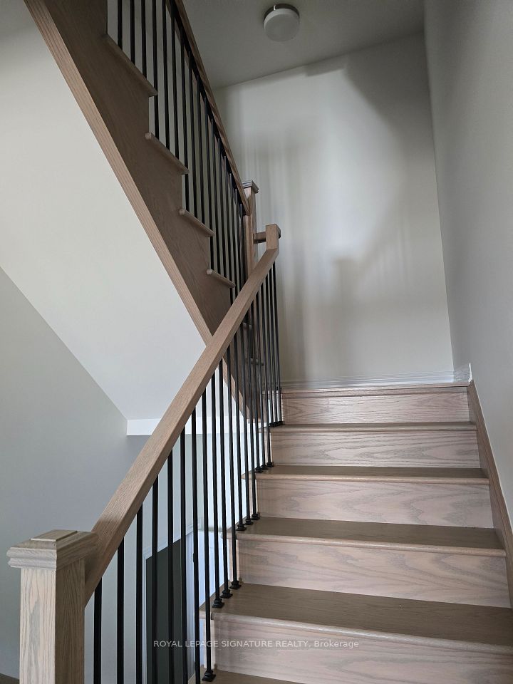 Att/Row/Townhouse at 30 Twinflower Way, Brampton, ON L6P 0A1, Brampton