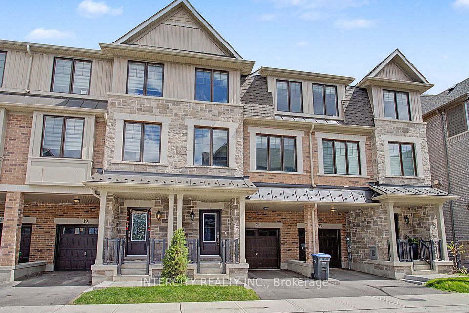 Att/Row/Townhouse at 21 Folcroft Street, Brampton, ON L6Y 0B6, Brampton