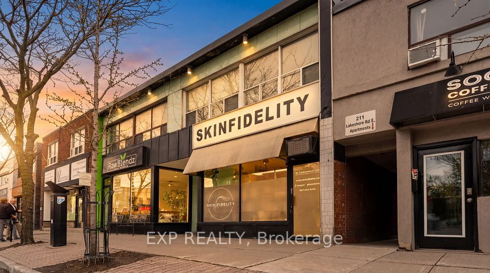 213 Lakeshore Road E, Mississauga, ON L5G 1G5