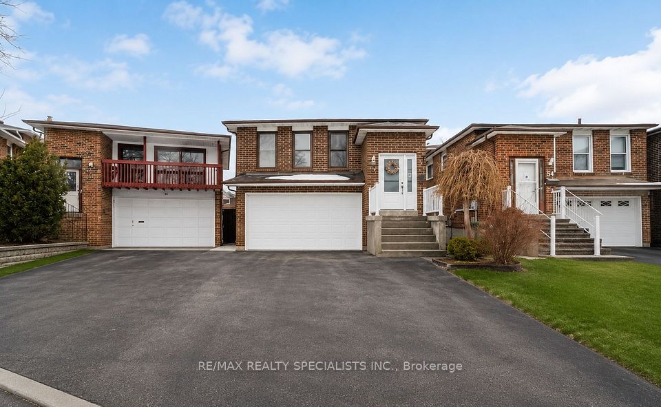52 Maplehurst Square, Brampton, ON L6Z 1J6 at 52 Maplehurst Square, Brampton, ON L6Z 1J6, Brampton, ON, L6Z 1J6