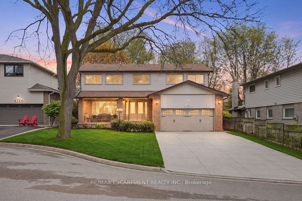 Detached at 2127 Larabee Court, Burlington, ON L7P 3S3, Burlington